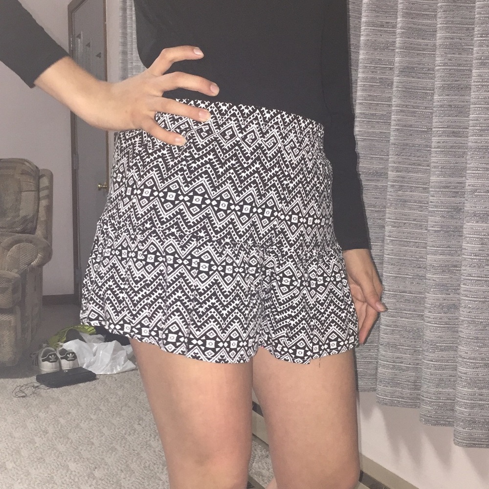 NWOT aropostale skort
